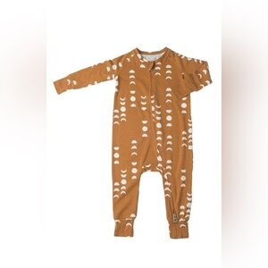 Loulou Lollipop Sleeper in Tencel Moon Gender Neutral Pajamas